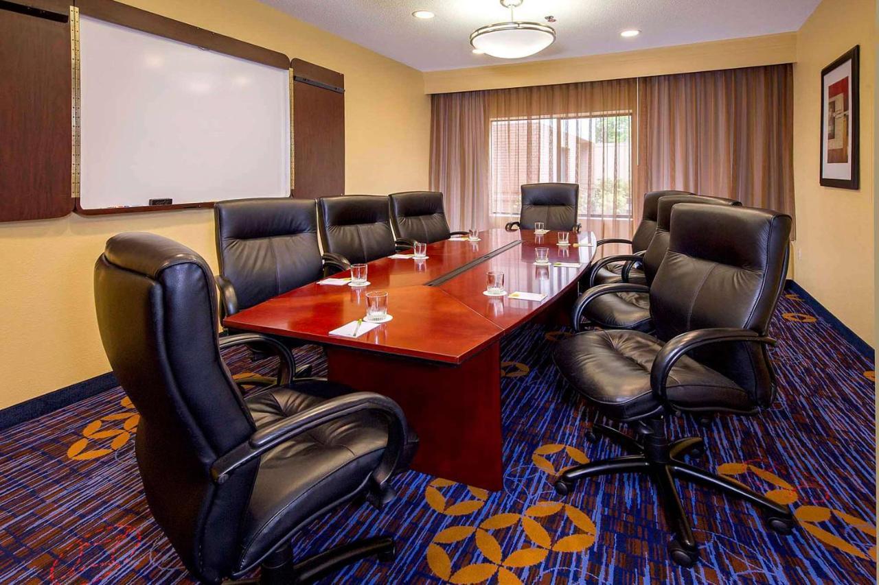 Sonesta Select Durham Research Triangle Park Hotel Ngoại thất bức ảnh
