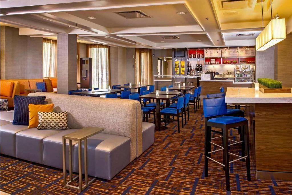 Sonesta Select Durham Research Triangle Park Hotel Ngoại thất bức ảnh